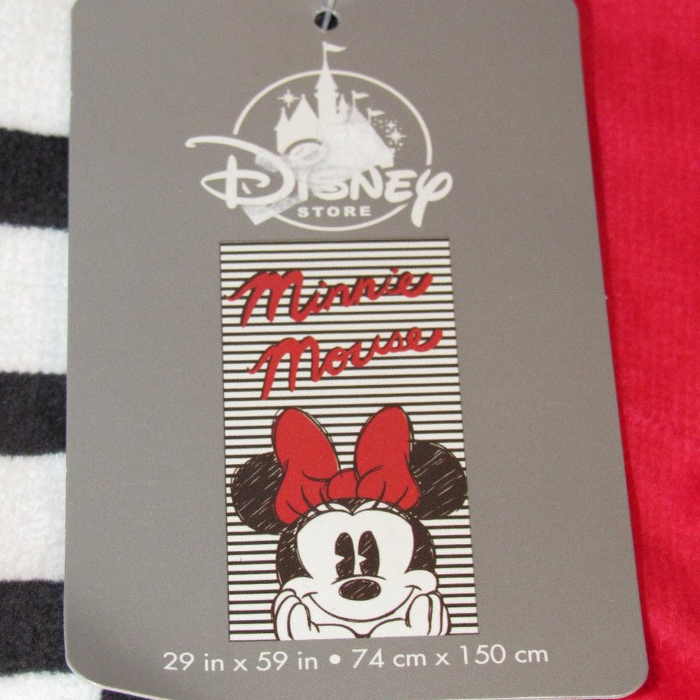 Minnie Mouse Beach Towel NWT